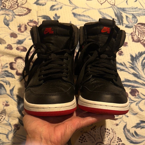 Wmns Air Jordan 1 High Zoom Comfort 'Black University Red' - Picture 12 of 14